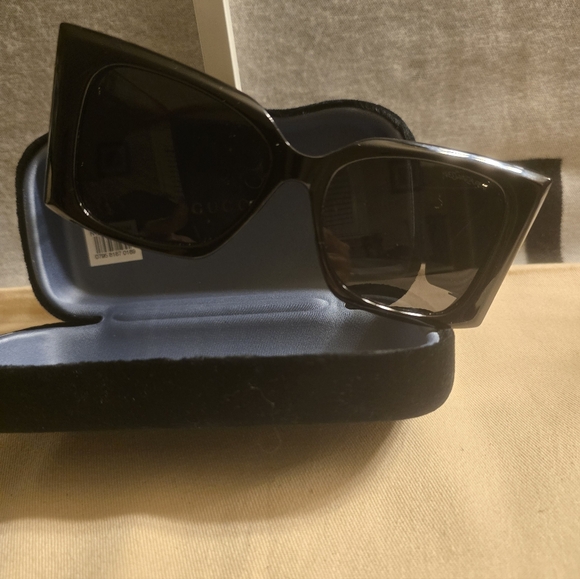 YSL Cat-Eye Women's Sunglasses - Picture 2 of 9